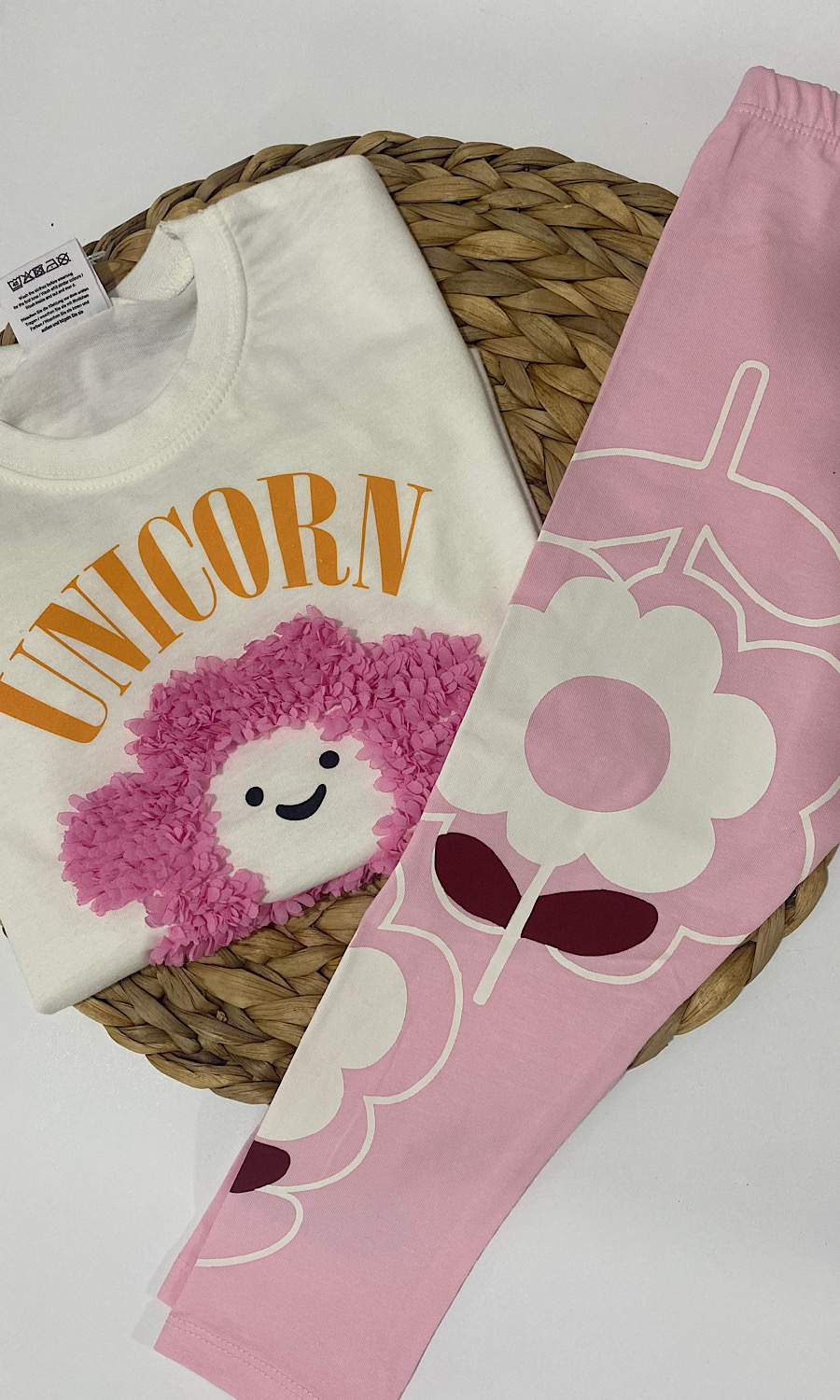 Çiçek Desenli Kız Takım